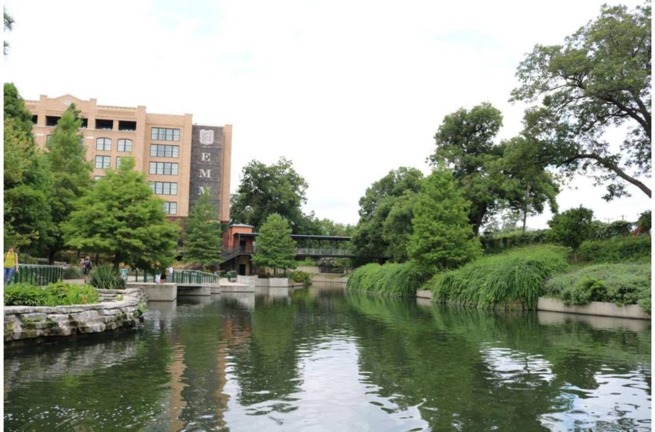 Charming 4Br2Ba Only 5 Mins Downtown Riverwalk Сан Антонио Екстериор снимка